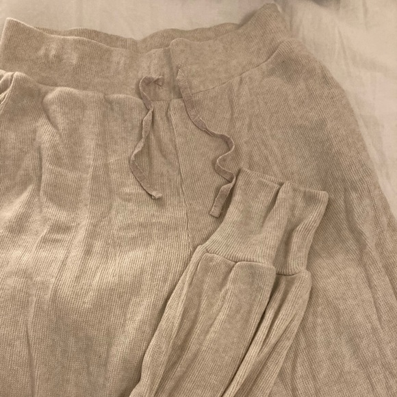 Zara Cardigan and Pants Lounge Set - Picture 7 of 7